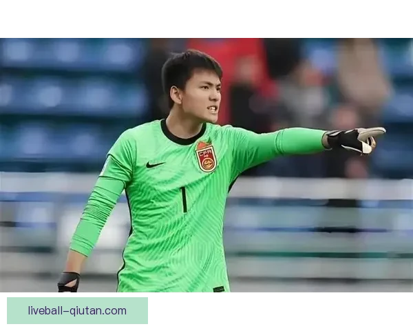 启蒙教练慧眼识珠李昊幼时不爱守门却被哄出天赋异禀